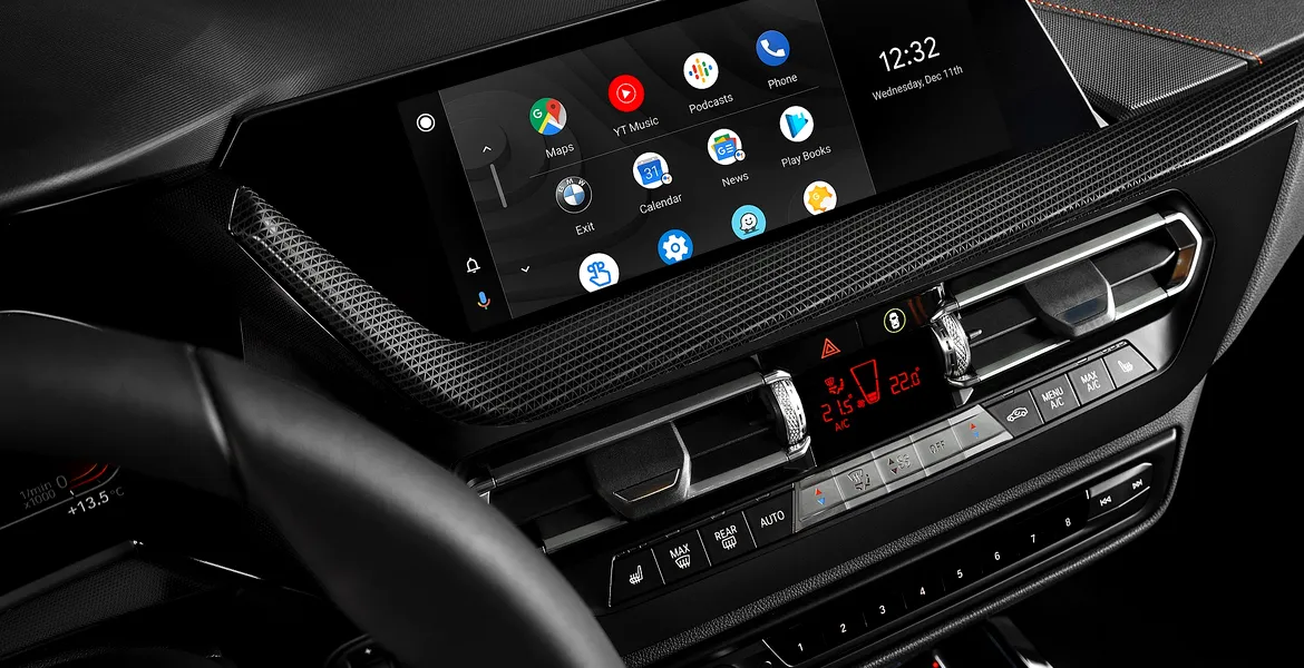 De ce Android Auto folosește conexiunea Bluetooth dacă telefonul e conectat prin cablu USB