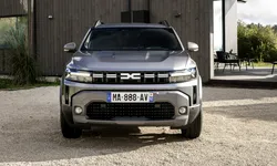 Dacia Duster III este rechemată în service pentru o problemă de natură electrică