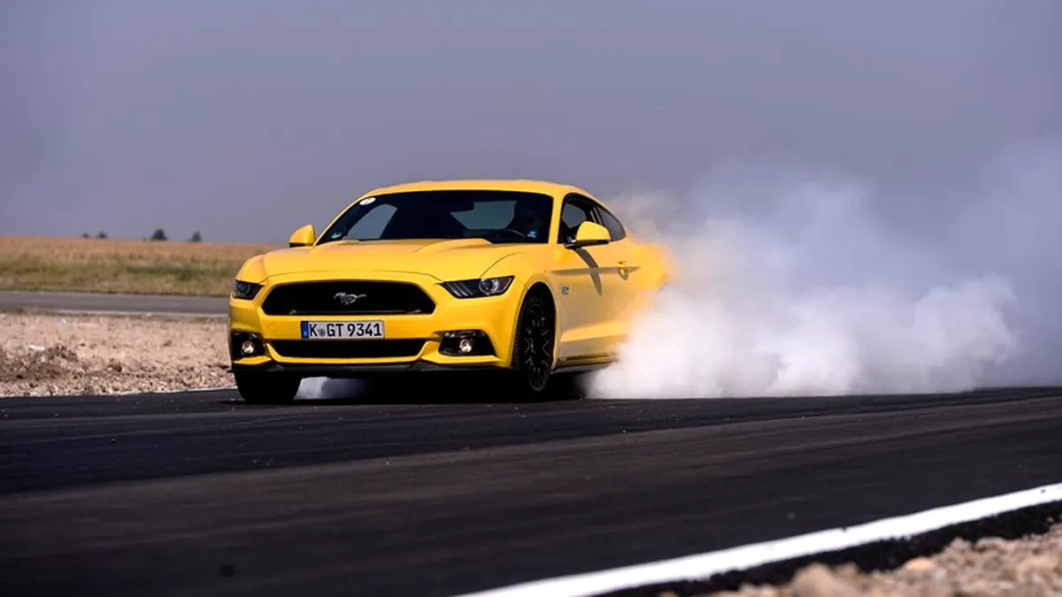 TEST: cu noul Ford Mustang pe circuit în România. 'MURICA