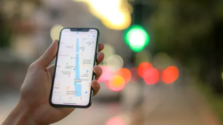Waze sau Google Maps? Care aplicație este mai bună și mai utilă