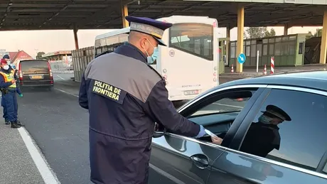 Șofer prins cu un permis de conducere fals, valabil pentru categoriile. 280 de euro l-a costat