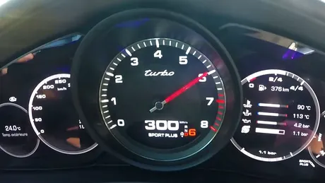 300 km/h într-un Porsche nu te face zeul şoselelor. Cel puţin nu când există acest Subaru 