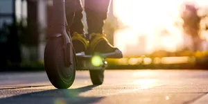 Stații mobile pentru verificarea trotinetelor, ignorate în România. Europol cere măsuri urgente