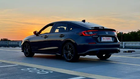 Video – Cu atâtea modele chinezești pe piață, am uitat de japoneze? Test cu Honda Civic e:HEV
