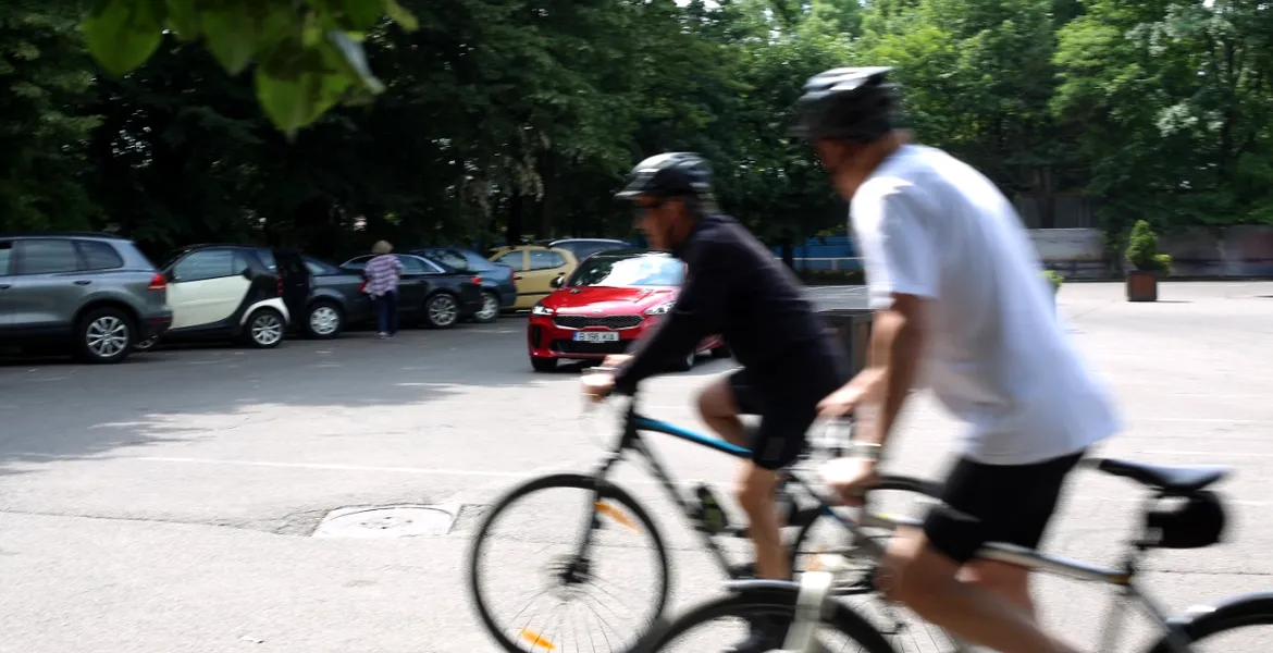 Cod Rutier: Ce amenzi riscă bicicliştii şi ce interdicţii au pe drumurile publice