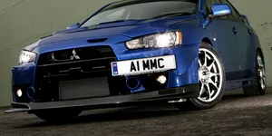 Mitsubishi ar putea readuce pe piață modelul Lancer Evolution. Președintele companiei consideră modelul „o comoară”