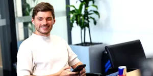 <span class='prepend'>Formula 1 |</span> Max Verstappen își continuă cariera în „Marele Circ” cu Red Bull! Și-a prelungit contractul până în 2030 cu echipa din Milton Keynes