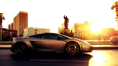 Cu Lamborghini Gallardo prin inima Chinei. VIDEO spectacol