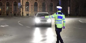 Permisul auto, suspendat o zi pentru fiecare 50 de lei de amendă. De mâine, noua lege intră în vigoare
