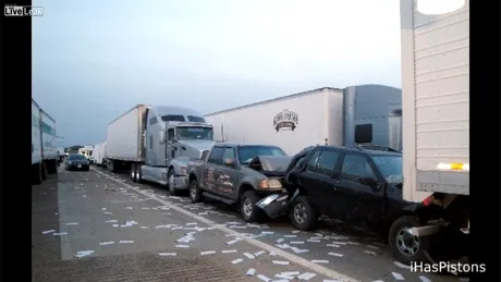 VIDEO: cum se fac accidentele în lanţ pe ceaţă!