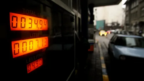 Analist: Benzina și motorina ar putea depăși 10 lei/litru în weekend. Barilul de petrol se apropie din nou de 100 de dolari