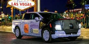 Ford Fathom este tot mai aproape de lansare. „Ovalul Albastru” deschide o listă de înregistrare a intenției, înaintea precomenzilor din 2027