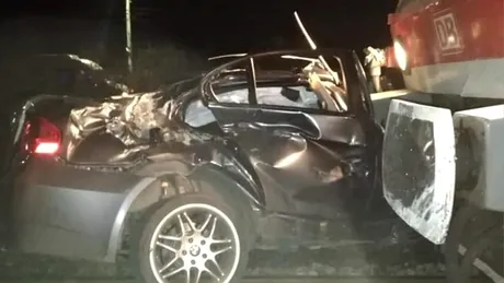 Momentul în care o mașină este lovită de tren la Cluj - VIDEO