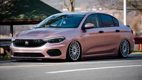 Un Fiat Tipo unic în România este cea mai criticată mașină din țară. VIDEO