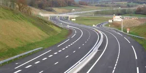 Autostrada București-Brașov, în impas: conflict pe studiul de fezabilitate. Variante alternative pe DN1