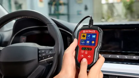 Ofertă Lidl: Tester pentru diagnoza auto cu ecran integrat. Poate șterge codurile de eroare