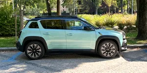 Noul Renault 4 E-Tech Electric are preț oficial în România. Cât costă rivalul pentru Kia EV2