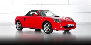 Toyota confirmă lansarea unui urmaș pentru modelul MR2. Noua mașină sport va avea motor central și va purta emblema GR