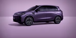 Stellantis va construi vehicule electrice chinezești în Europa. SUV-ul electric Leapmotor B10, asamblat în Spania