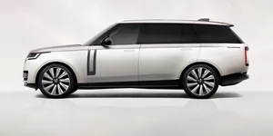 Land Rover celebrează cei 250 de ani de independență ai Americii cu trei ediții speciale de Range Rover SV