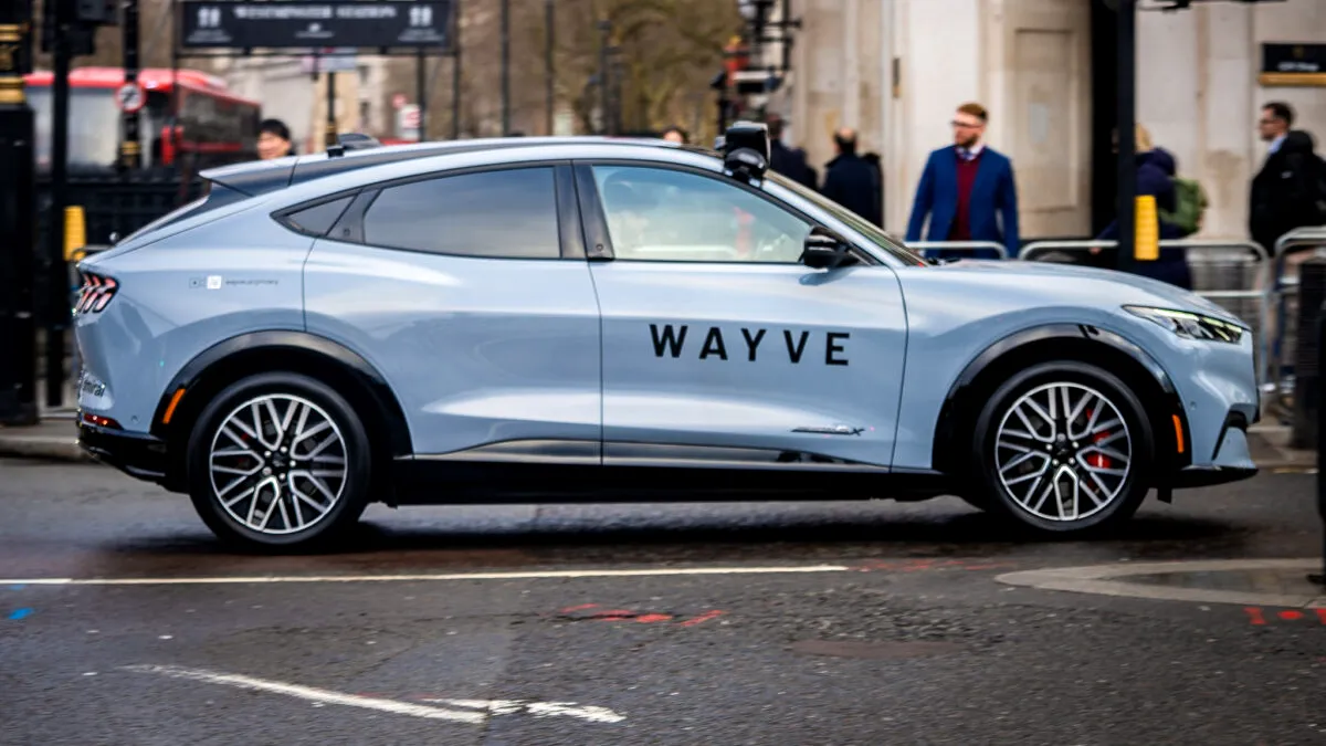 Nvidia și Microsoft, investiție de miliarde de euro în Wayve. Compania dezvoltă sisteme de conducere autonomă