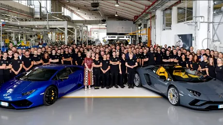 Câte modele Aventador şi Huracan a produs Lamborghini