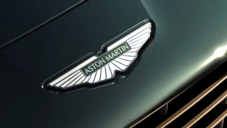 Aston Martin acumulează datorii totale de aproape 1.4 miliarde de lire sterline și concediază 20% din angajați