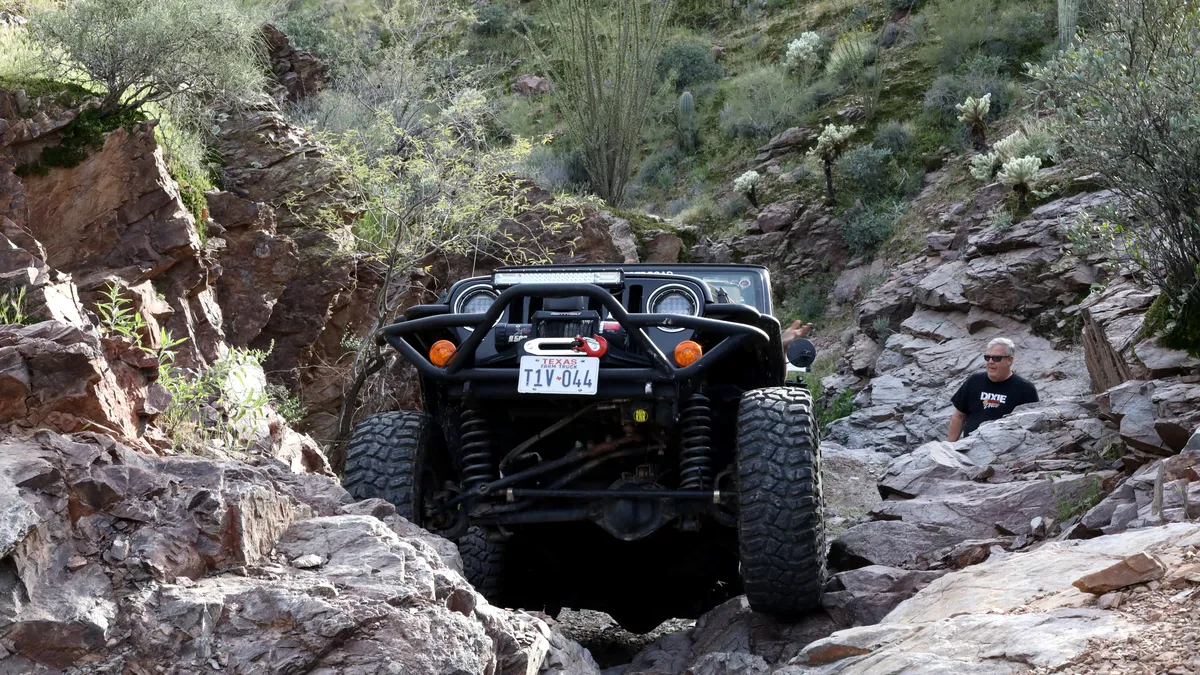 Ce este Rubicon Trail și de ce este atât de dificil de parcurs