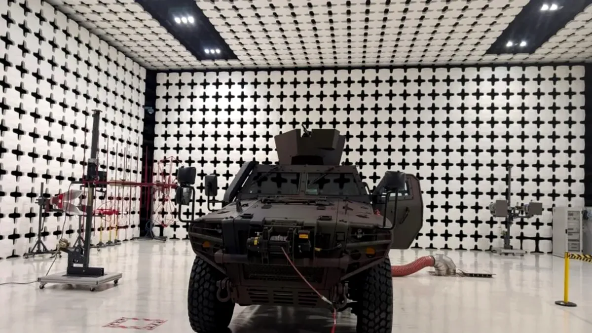Primul laborator de testare a amprentei electromagnetice pentru vehicule militare din Europa Centrală și de Est, deschis în România în acest an. La cât se ridică investiția?