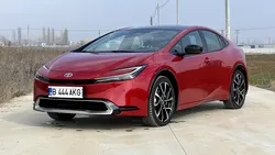 Hibridele Toyota sunt mai fiabile decât mașinile pe benzină, susține un mecanic cu experiență