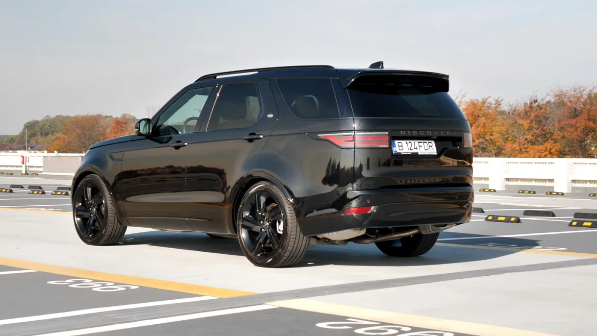Noul Discovery 2025: SUV-ul de lux construit pentru familie și aventură
