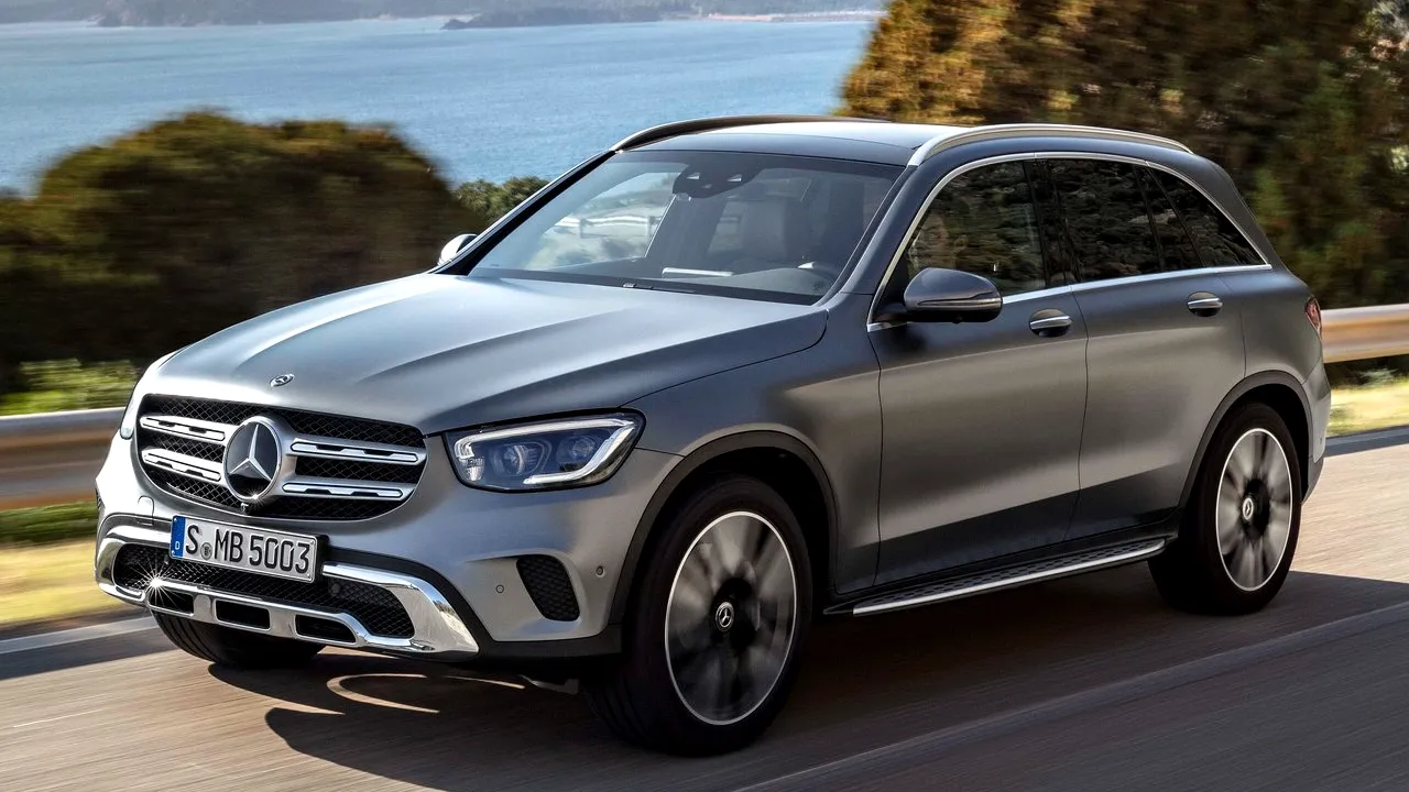 Mercedes-Benz publică o imagine-teaser cu noua generație GLC. 
