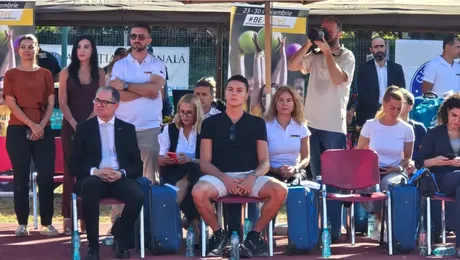 David Popovici i-a cerut lui Ilie Bolojan banii pentru sportivii medaliați la Jocurile Olimpice. Acum, a apărut o petiție online