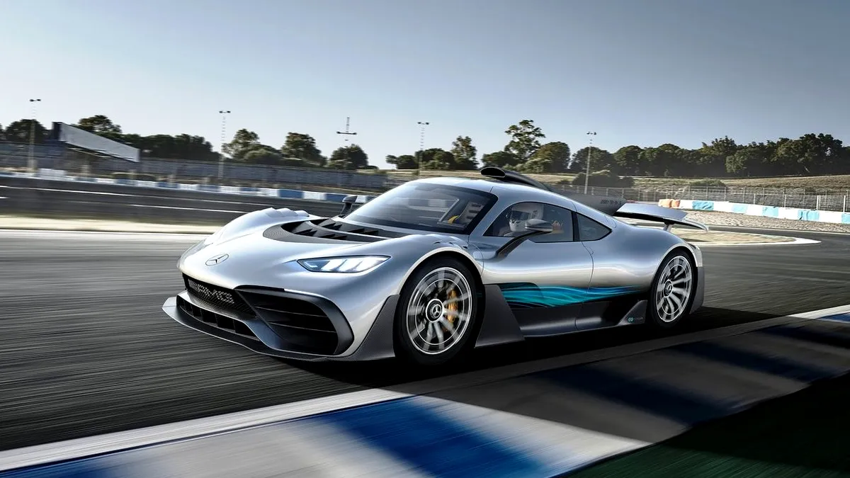 Mercedes-Benz publică un teaser video cu versiunea de serie a conceptului AMG One înainte de debutul oficial