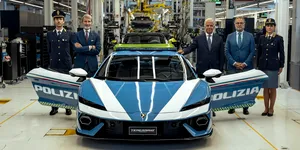 Lamborghini a realizat un Temerario dedicat poliției italiene. Este al șaselea model din flota polițiștilor din Italia