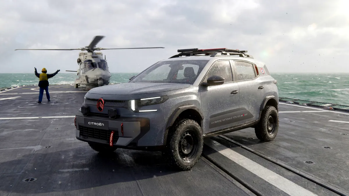 Citroën sărbătorește 400 de ani de marină franceză cu un nou concept. Cu ce vine nou C3 Aircross Marine Nationale? 