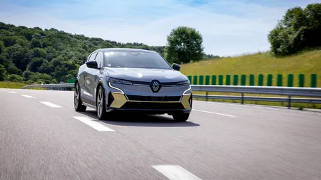 Cât costă și ce dotări are Renault Megane E-Tech în România