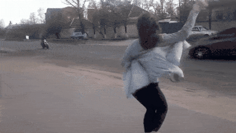 Dansul MORTAL care provoacă accidente pe şosele [VIDEO]