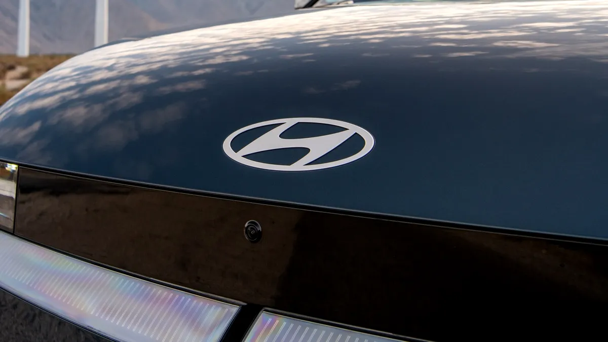 Hyundai aduce un nou concept la IAA Mobility: Concept THREE