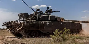 Cum arată „tancurile arici” ce dau bătăi de cap dronelor în Ucraina