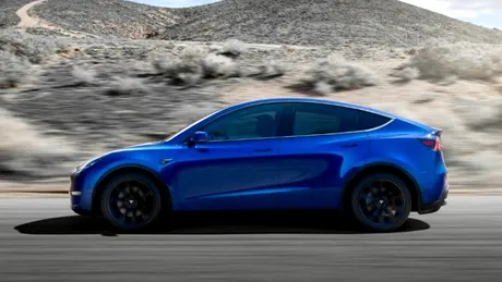 Mașinile Tesla vor oferi încărcare bidirecțională începând din 2025