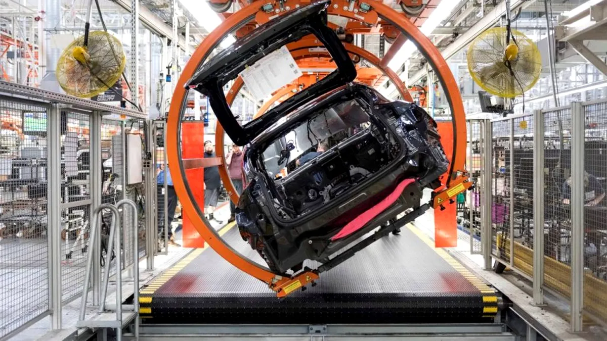 Când americanii produc mașini germane. BMW Group din Statele Unite a stabilit un nou record de producţie în 2021