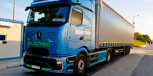 Test real cu Mercedes-Benz eActros 600: 15 tone de marfă și 17 încărcări pe 6.650 km
