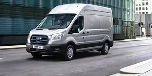 Ford celebrează 60 de ani de la lansarea utilitarei Transit