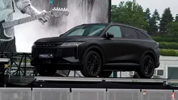 Omoda 9 Black Edition, lansată la KIMARO. Cât costă SUV-ul care vrea să concureze cu Renault Rafale și Skoda Kodiaq