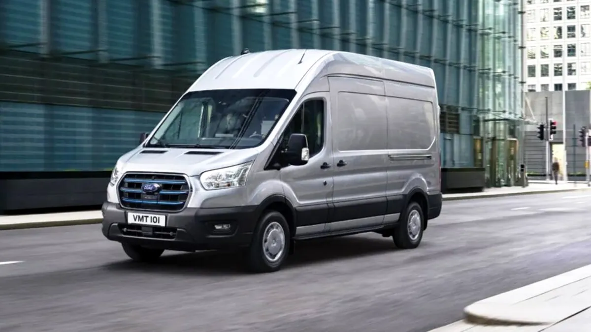 Ford anunță demararea livrărilor în Europa la autoutilitara electrică E-Transit
