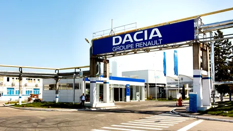 Uzina Dacia oprește din nou producția luna viitoare. Care este, de fapt, motivul?