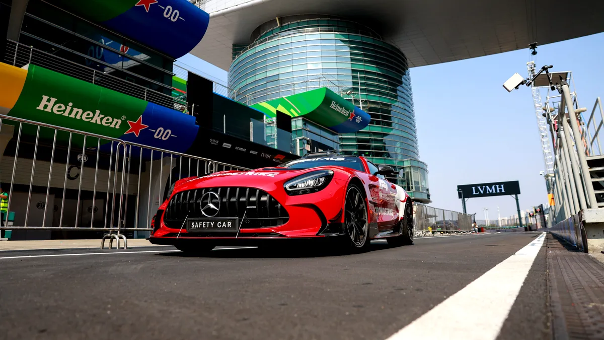 Foto | Cum arată safety car-urile din Formula 1 de anul acesta. Mercedes-AMG devine singurul furnizor de mașini de siguranță în „Marele Circ”