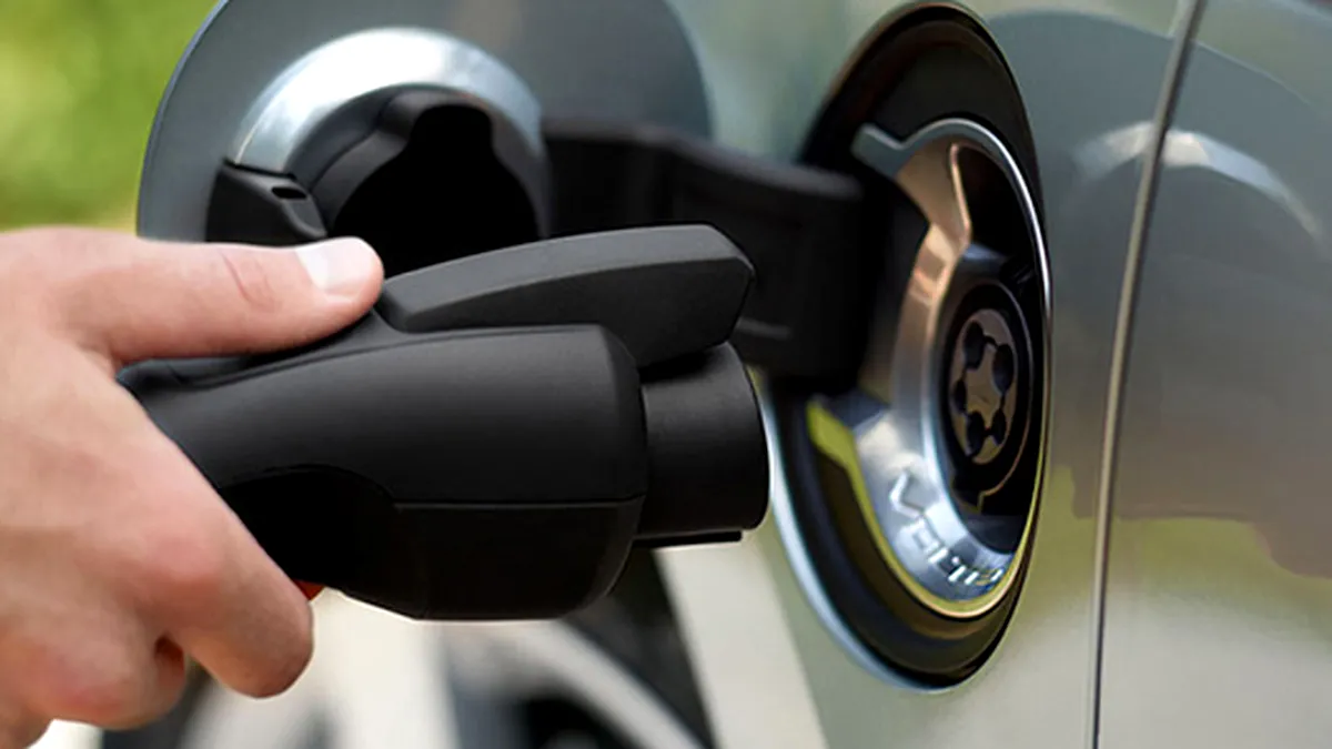 Scandal ”VERDE”. Cine va suporta toate costurile de alimentare ale clienţilor săi