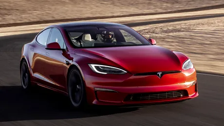 Tesla Model S Plaid la peste 340 km/h